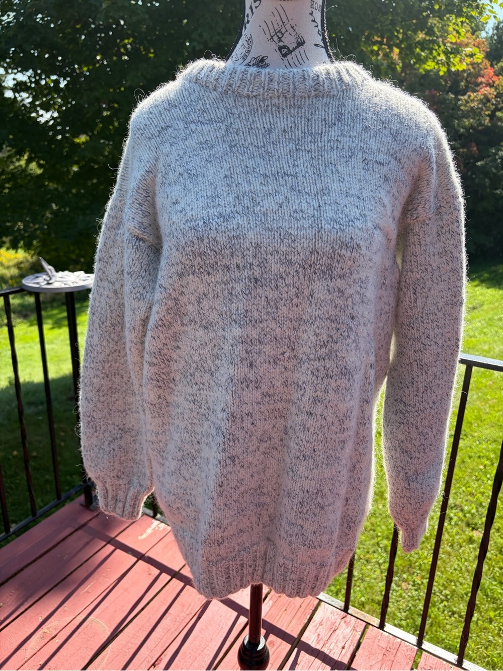 Womens Size Large Handmade Knitted Heather Grey Chunky Soft Crewneck Sweater EUC